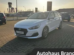 Weiß Gebraucht 2020 Hyundai i30 Trend Kombi | 16.999 € (Superpreis)