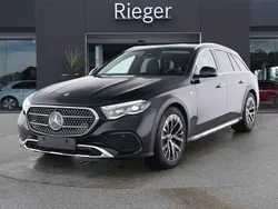 Schwarz Gebraucht 2025 Mercedes E300 Avantgarde Limousine | 67.849 €