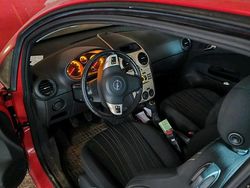 Rot Gebraucht 2007 Opel Corsa Kleinwagen | 800 € (Guter Preis)