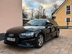 Schwarz Gebraucht 2019 Audi A4 S-Line Kombi | 25.900 € (Fairer Preis)