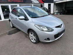 Silber Gebraucht 2008 Mazda 2 Limousine | 3.990 € (Teuer)
