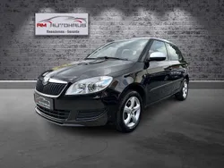 Schwarz Gebraucht 2012 Skoda Fabia Ambition Limousine | 3.999 € (Fairer Preis)