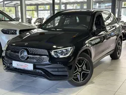 Schwarz unilack Gebraucht 2022 Mercedes GLC200 AMG line SUV | 35.850 € (Superpreis)