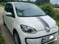 Weiß Gebraucht 2016 VW up! move up! Kleinwagen | 5.600 € (Fairer Preis)