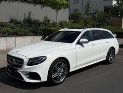 Weiß Gebraucht 2018 Mercedes E220 AMG line Kombi | 21.500 € (Superpreis)