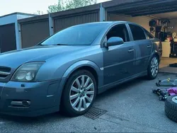 Grau Gebraucht 2003 Opel Vectra GTS Limousine | 1.500 € (Guter Preis)