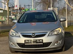 Grau Gebraucht 2013 Opel Astra Kombi | 6.500 € (Guter Preis)