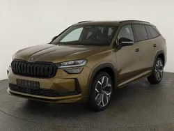 Gold bronze metallic Neu 2025 Skoda Kodiaq SportLine SUV | 52.495 € (Fairer Preis)