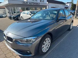 Grau Gebraucht 2018 BMW 320 Advantage Limousine | 11.490 € (Superpreis)