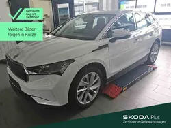 Moonweiss metallic Gebraucht 2021 Skoda Enyaq iV Loft SUV | 28.930 € (Guter Preis)