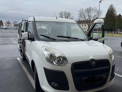 Weiß Gebraucht 2011 Fiat Doblò Emotion Van / Kleinbus | 5.500 € (Fairer Preis)