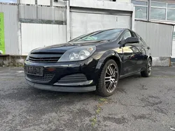 Schwarz Gebraucht 2009 Opel Astra GTC Selection Limousine | 2.190 € (Superpreis)