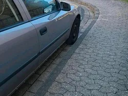 Silber Gebraucht 2002 Opel Astra Limousine | 1.800 € (Guter Preis)