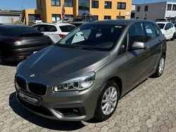Platinsilber metallic Gebraucht 2015 BMW 218 Active Tourer Sport Line Van / Kleinbus | 9.500 € (Fairer Preis)