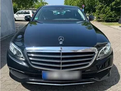Schwarz Gebraucht 2017 Mercedes E200 Exclusive Limousine | 20.450 € (Fairer Preis)