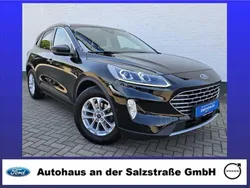 Schwarz Gebraucht 2023 Ford Kuga Titanium SUV | 23.698 € (Etwas zu teuer)
