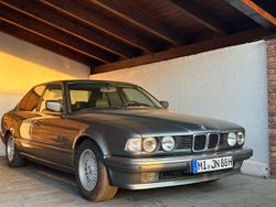 Schwarz Gebraucht 1988 BMW 735 Limousine | 7.350 €