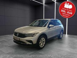 Reflexsilber (silber) Gebraucht 2024 VW Tiguan Life SUV | 29.440 € (Guter Preis)