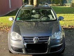 Grau Gebraucht 2008 VW Golf VI Comfortline Kombi | 4.200 €