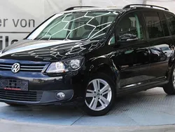 Schwarz Gebraucht 2012 VW Touran Match Van / Kleinbus | 7.750 € (Fairer Preis)