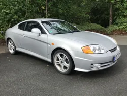Silber Gebraucht 2002 Hyundai Coupé Coupé | 2.200 € (Guter Preis)