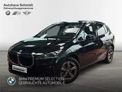 Saphirschwarz Gebraucht 2024 BMW 216 Active Tourer Efficient Dynamics Van / Kleinbus | 25.990 € (Superpreis)