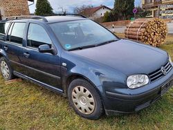Blau Gebraucht 2004 VW Golf IV Pacific Kombi | 1.900 € (Fairer Preis)