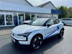 Weiß metallic Gebraucht 2024 Volvo EX30 Performance SUV | 35.590 € (Fairer Preis)
