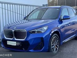 M portimao blau metallic Gebraucht 2024 BMW iX1 Shadowline SUV | 44.949 € (Fairer Preis)