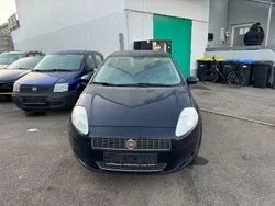 Blau Gebraucht 2009 Fiat Grande Punto Dynamic Kleinwagen | 1.950 € (Guter Preis)