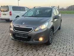 Grau Gebraucht 2015 Peugeot 2008 SUV | 7.000 €