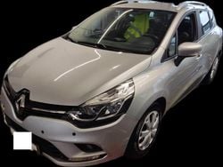 Grau Gebraucht 2018 Renault Clio IV Kombi | 6.499 € (Guter Preis)