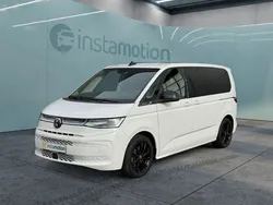 Weiß Gebraucht 2023 VW T7 Pro Van | 65.300 € (Teuer)