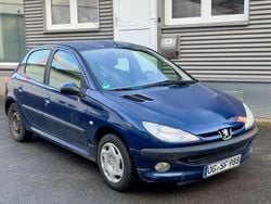 Blau Gebraucht 2002 Peugeot 206 Filou Limousine | 590 € (Superpreis)