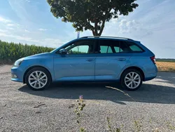 Blau Gebraucht 2016 Skoda Fabia Joy Kombi | 10.100 € (Guter Preis)