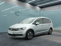 Silber Gebraucht 2024 VW Touran Move Van / Kleinbus | 33.749 € (Guter Preis)