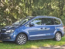 Blau Gebraucht 2015 VW Sharan Highline Van / Kleinbus | 25.900 € (Etwas zu teuer)