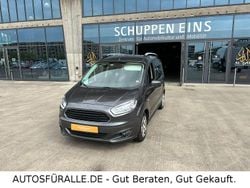 Grau Gebraucht 2016 Ford Tourneo Courier Van / Kleinbus | 7.499 € (Guter Preis)