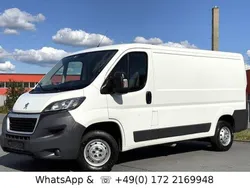 Weiß Gebraucht 2018 Peugeot Boxer Van | 9.900 € (Superpreis)
