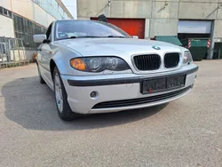 Silber Gebraucht 2002 BMW 318 Limousine | 2.400 € (Fairer Preis)