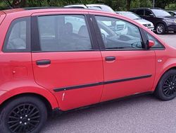 Rot Gebraucht 2005 Fiat Ducato Van | 850 €