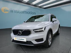 Weiß Gebraucht 2021 Volvo XC40 Momentum SUV | 24.799 € (Superpreis)
