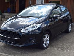 Schwarz Gebraucht 2016 Ford Fiesta Celebration Kleinwagen | 8.490 € (Etwas zu teuer)