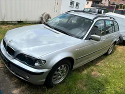 Silber Gebraucht 2002 BMW 320 Kombi | 1.500 €