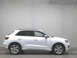 Weiss Gebraucht 2021 Audi Q3 Advanced SUV | 21.980 € (Guter Preis)