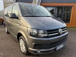 Grau Gebraucht 2016 VW Multivan Van | 29.000 € (Fairer Preis)