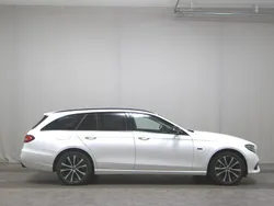 Weiss Gebraucht 2019 Mercedes E300 Avantgarde Limousine | 22.680 € (Superpreis)
