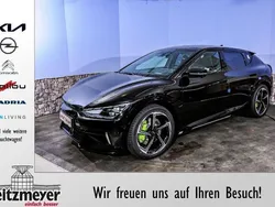 Dunkel schwarz metallic Gebraucht 2023 Kia EV6 4 SUV | 69.990 €
