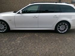 Weiß Gebraucht 2009 BMW 530 M Sport Kombi | 11.290 € (Teuer)