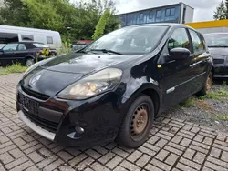 Schwarz Gebraucht 2010 Renault Clio III Dynamique Kleinwagen | 989 € (Superpreis)
